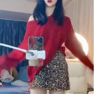 疯狂抖音经典合集：魔手NV外购4.5G百度盘永久分享