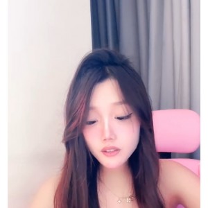董小姐舞蹈合集：高颜值美女热舞，15v22g视频数量丰富，百度ED2K收藏必备