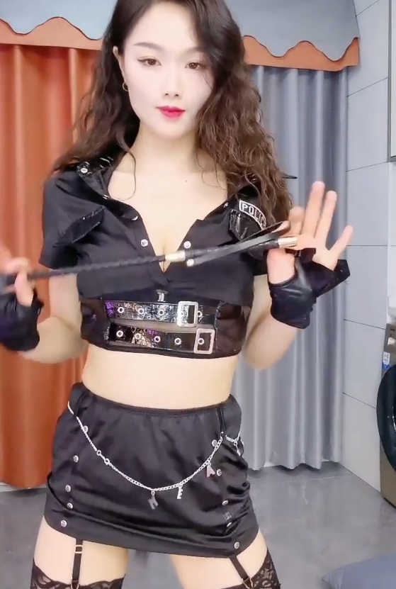 小糖糖舞蹈教学视频：271个视频总计340.5兆，收藏371次，12月最新