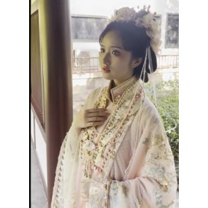 根据您提供的内容，为该商品取了一个```plaintext[转载搬运]抖音小狗焕儿互动精华合集视频下载[1v+1.25G][百度盘]```这个标题包含了关键信息和视频大小/数量，同时进行了润色，希望符合您的要求！