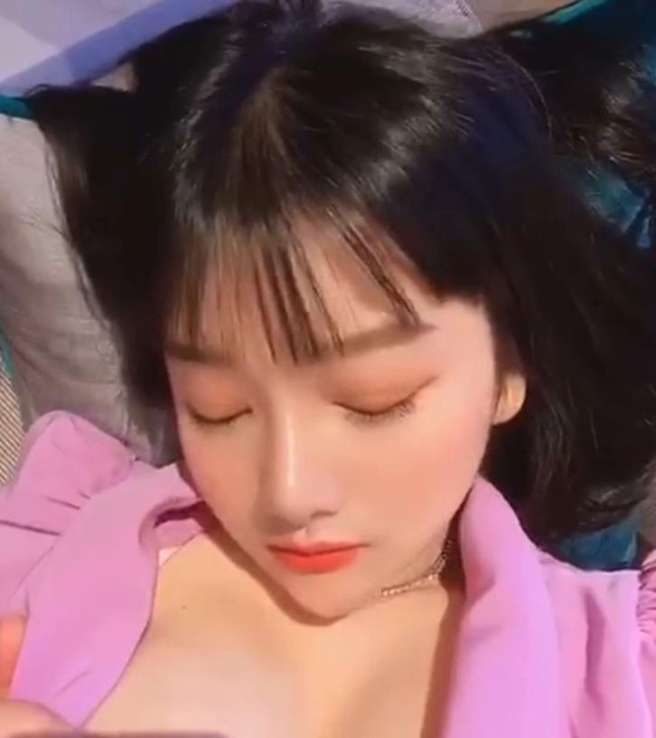 小尤奈-抖音福利姬复出，多V-12G视频资源爆红印度