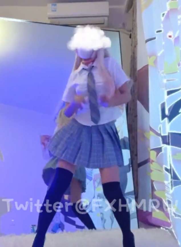 小仙云热舞合集，32g视频大放送！