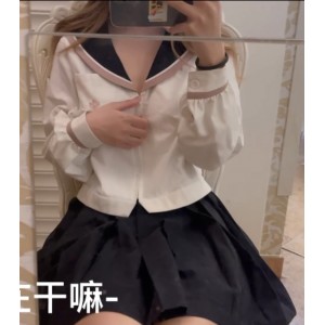 肉肉福利姬45.6g合集：百度ED2K新增20v，收藏精彩视频