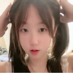 校花女神穴位玩某处放飞自我，超级不明液体百度盘