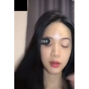 唐瑶瑶：全果逗奶秀黑B1V+1.34G，百度盘下载