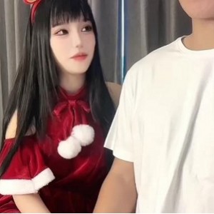 懒人博主梦梦：时长35分钟，美颜大佬战力爆表，下载观看新人作品