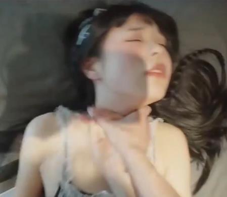 超人气黑丝女仆新人作品，24分钟1.4G下载观看