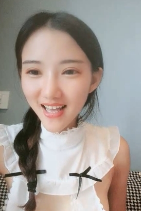 43.9G眼镜牛气主播视频资源：南半球火爆颜值、身材、惊人毅力！高清整合搬运，玉兔一线天购入！