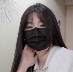 《娜娜与继母的美妙对白》