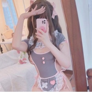 小蔡头喵喵：1V1.4G的妹子，可爱女仆不露脸