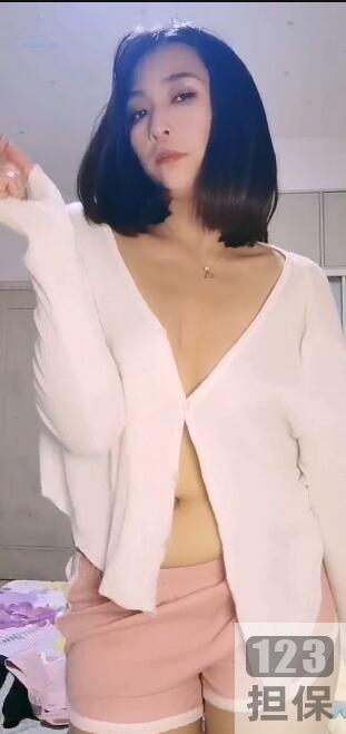 貂蝉姐姐四部定制视频：1.1W粉丝的清纯小学生演绎欢乐清凉！