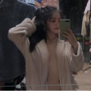 吴x晶精心准备：高颜值+技能，清纯技能展示，毕业作品16V3.1G