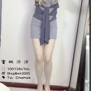 微博女神蜜桃沐沐（沐小沐）视频合集，291个视频总计26.6G，展现粉嫩魅力与无限风采！