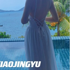 女神曼妃小雨最新福利视频13.4g，粉丝疯狂收藏期待