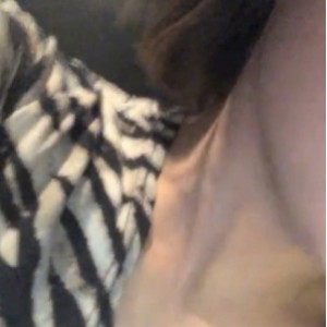 神秘蛋搭讪钓鱼佬：户外金莲收藏大公开！114v64.8g视频等你来看