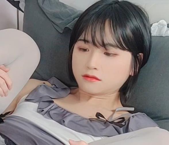 韩国ts主播Lua视频合集：颜值审美，OnlyFans小飞机男伴攻守资源34V4.9G