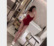 歆酱大合集:光“阴”美女的短视频霸气哥要求找的资源,19个视频1G,高清水印,超乖巧身材极佳粉嫩C字小姐姐T妇