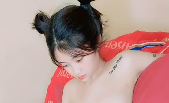 光“阴”纹身小姑娘约会渣男故事