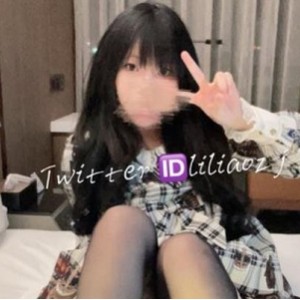 莉莉嗷推特妹子装小合集，3G视频欣赏