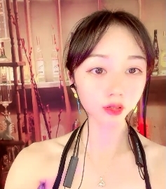 漂亮小姐姐学舞蹈展示一字马姿势