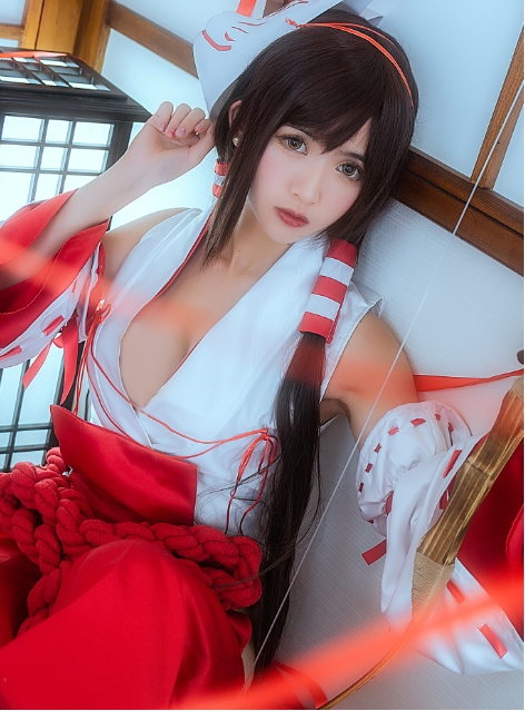 高清魔镜Cosplay套图