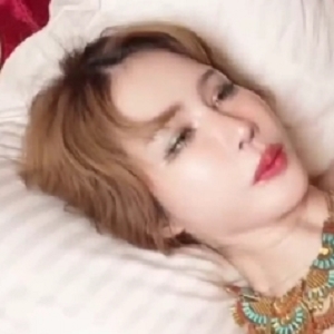 深情嘴艺舔食男主小怪兽爆玩某处大黑牛加持疯狂