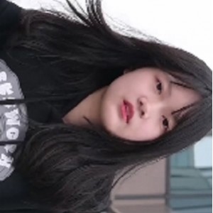 热裤高跟肉丝长腿美女视频1V/2.2G/百度云