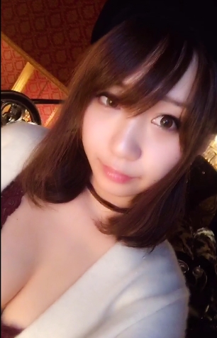 伊织萌71套自行打包1186四人游-16.4G