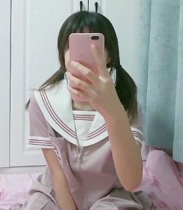 1.欢欢的资深妹子作品：妹子穿着学生装2.萌妹子欢欢的两部作品：资源丰富，画质精美