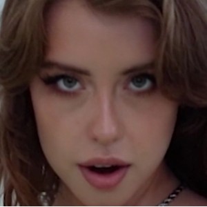 P站搬运：纹身妹暴力钢互动（2v/423mb）百度云