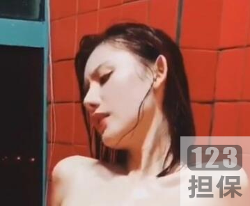 超人气名模阿朱海鲜馒头女神