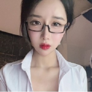 小恩雅12V土豪百元定制合集7.56G，百度盘转载搬运