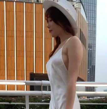 秀人网独家烧货：芝芝booty，1V1.7G的尤物，高颜值妹子，让你瞬间迷醉！