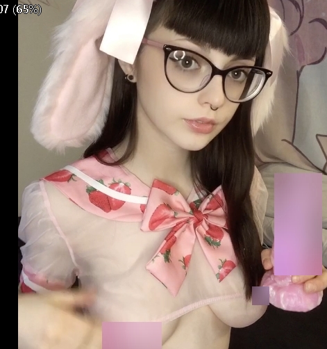 HoneyMomo:混血小姐姐的美丽梦境