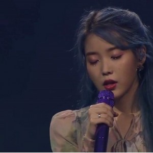 《IU李智恩演唱会（4K）合集：尽情享受精彩演出、高清晰画质》