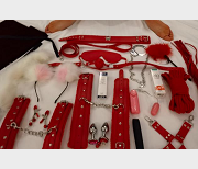 《00后湫湫沙发上的给力，推特大神湫湫的良心4V，343M点击率》