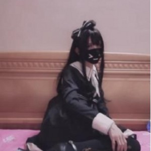 Sola酱：女神颜值超高，带你领略恐惧与欢乐的视频之旅