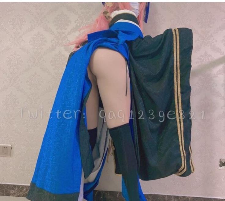 某推新人王火辣制服诱惑,浮力姬白馒头穴22V-370M