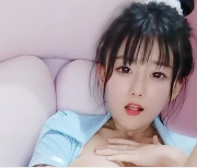 最新清纯软妹子-软软小湿妹直播合集