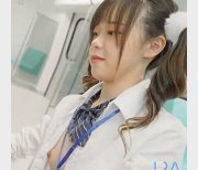 新麻豆女星尤莉因为打粑粑上了微博热搜。