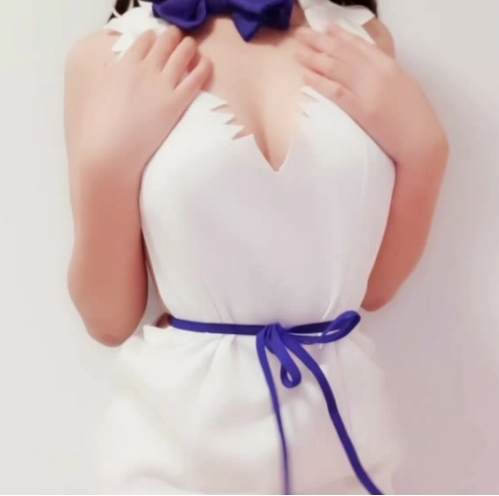 优质妹子小雨：身材曼妙，舞姿动人，精彩视频尽收眼底