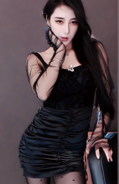 虎牙舞蹈达人车老板10月直播录播合集,10V1.7G视频精彩呈现,百度盘分享