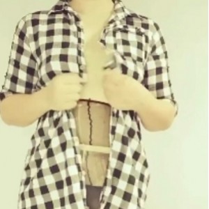 桃仙小妖精情景骚剧，天花板上的精彩表演，10.3g视频新增4个版本