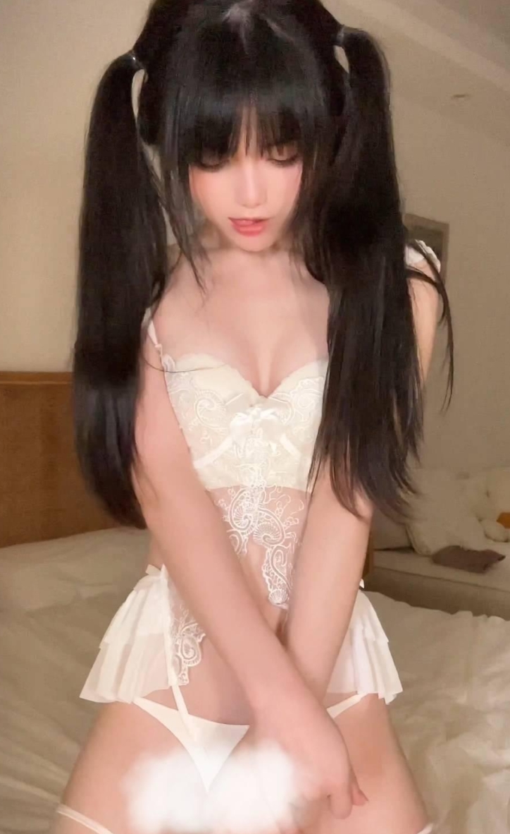 落英酱微密圈17套合集：9四人游+96V，2.64G百度盘大放送