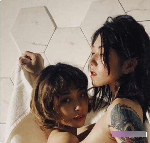 超人气成熟女人御姐推荐的浮力姬黑丝完整合集