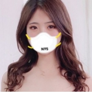 精选女神：高颜值反差荔枝大罩杯展示超粉神秘处