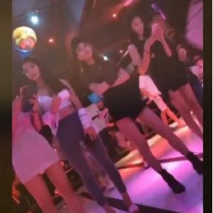 自制绿帽剪辑-老婆的J女体验-小说情景剧改编，时长16分钟，作者出品