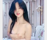 韩国小美自娱自乐女神，4V视频+3.8G照片，身材颜值一流，玩具迷妹子