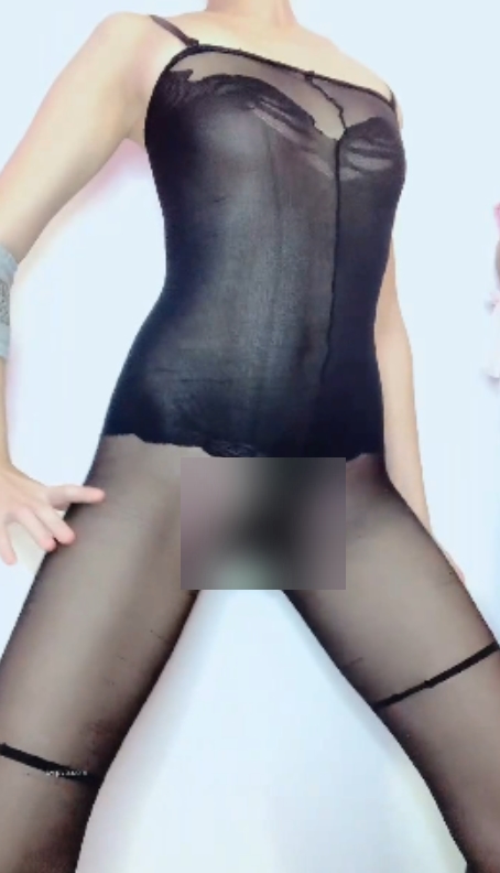 快手燕儿的超有尺度展示视频：热舞和放飞自我，10V1.6G，百度云下载