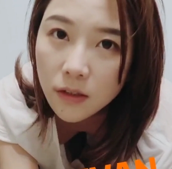 精选音乐才女高颜值女神Lyain极度反差露脸音乐专辑